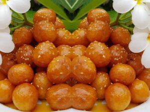 شیرینی لگیمات یا لیقمات (بوشهر)