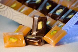 اریس شیرینی تبریزی (آذربایجان شرقی)